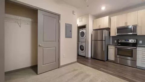 6950 E Chenango Ave, Denver, CO 80237 photo 8