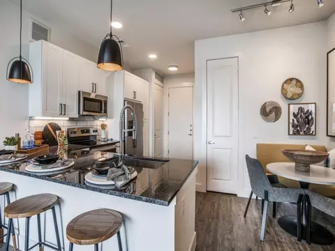 5629 N Lamar Blvd, Austin, TX 78751 photo 7