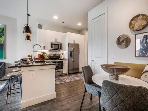 5629 N Lamar Blvd, Austin, TX 78751 photo 8
