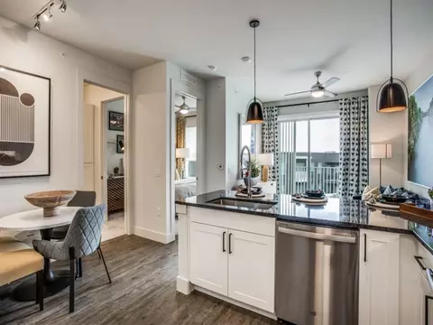 5629 N Lamar Blvd, Austin, TX 78751 photo 10