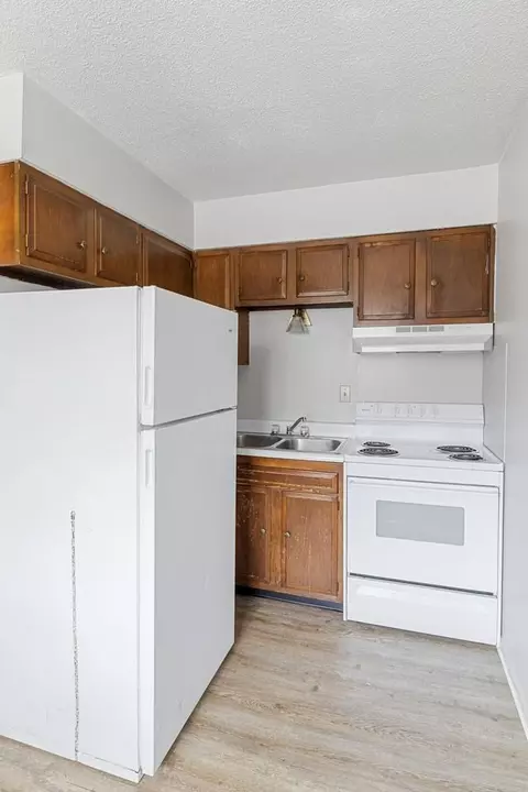 1204 W Bethel Ave, Muncie, IN 47303