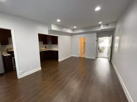 1633 N Poinsettia Pl, Los Angeles, CA 90046