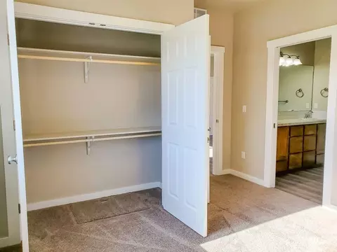 1011 Pirate Cove Dr, Payette, ID 83661