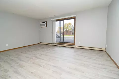 1317 13th Street Cir, Sauk Rapids, MN 56379 photo 3