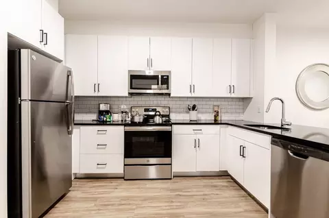 21 Lakeside Ave, Pompton Lakes, NJ 07442