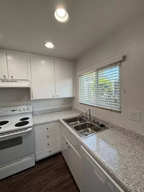 7400 Artesia Blvd, Buena Park, CA 90621
