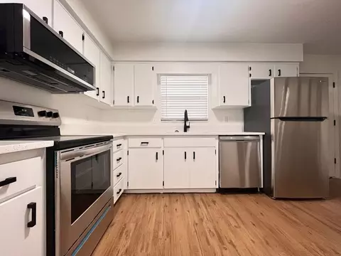 2220 NW 55th Blvd, Gainesville, FL 32653