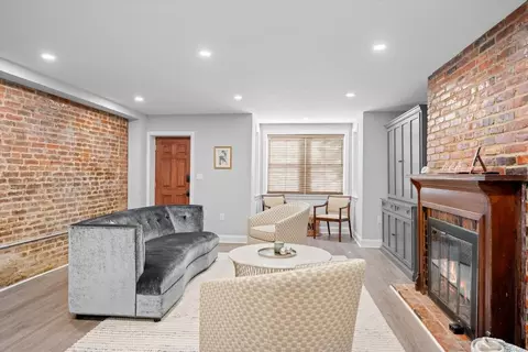 1514 Corcoran St NW, Washington, DC 20009