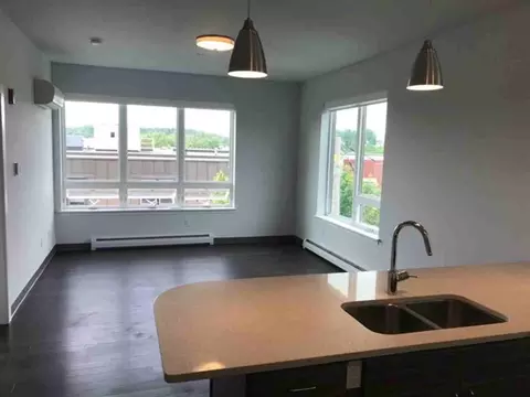 106 E Allen St, Winooski, VT 05404
