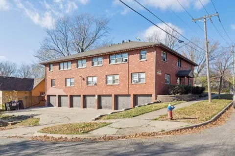 207 Maple St, Saint Paul, MN 55106