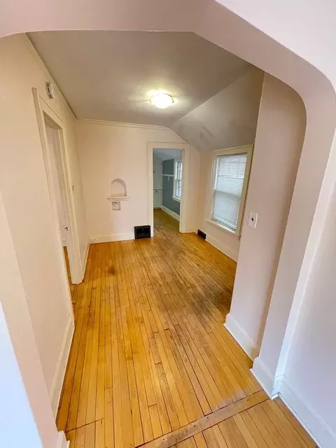 310 E 5th St, Duluth, MN 55805 photo 2