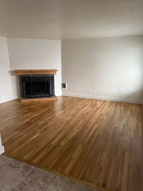 2801 N Ainsworth St, Portland, OR 97217