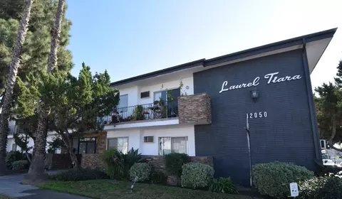 12050 Tiara St, Los Angeles, CA 91607