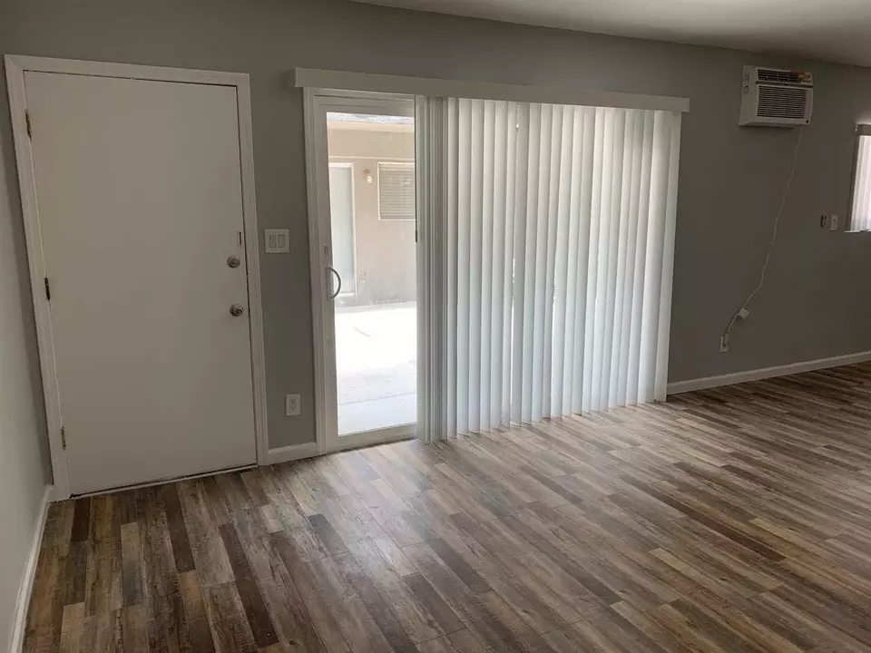  2546 S Spaulding Ave, Los Angeles, CA 90016 photo 2