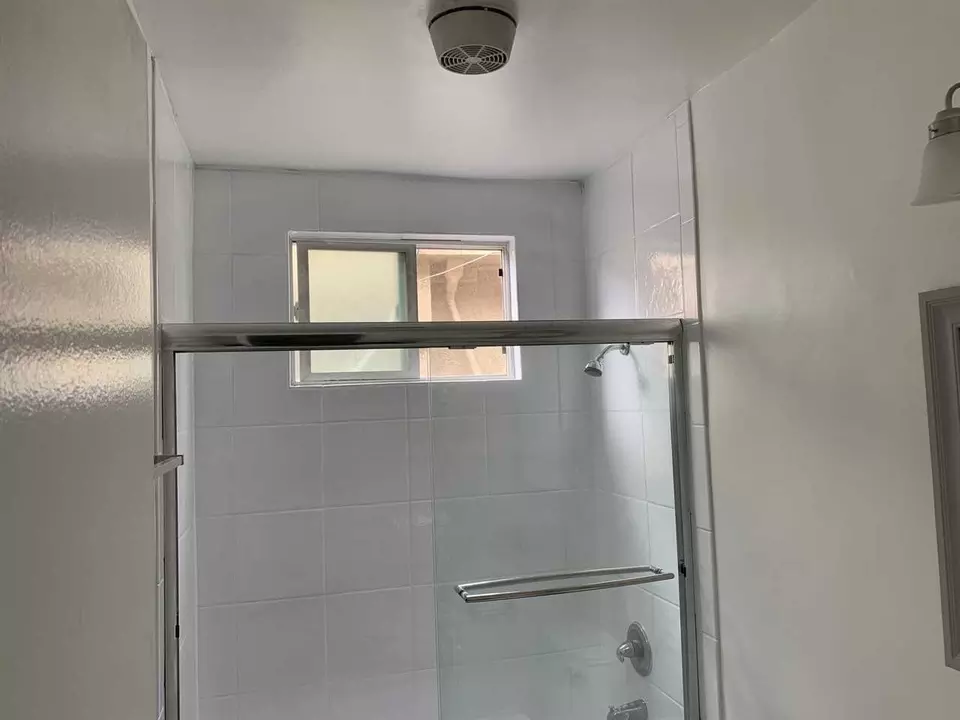  2546 S Spaulding Ave, Los Angeles, CA 90016 photo 11