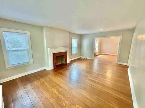 4306 Southern Pkwy, Louisville, KY 40214