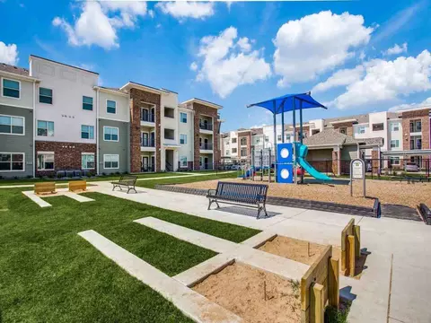 301 W Fm 1187, Crowley, TX 76036 photo 6