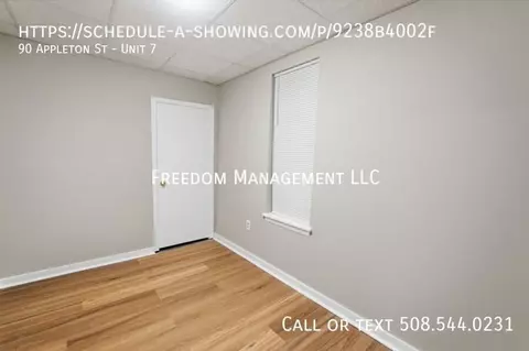 90 Appleton St, Lowell, MA 01852 photo 17