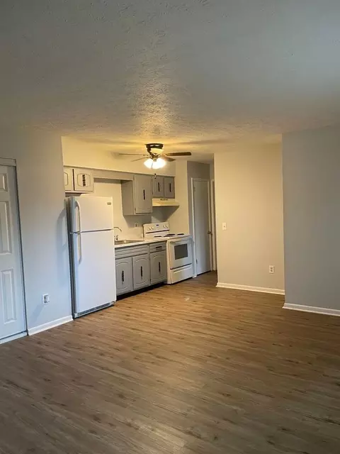 1800 Whipple Ave NW, Canton, OH 44708 photo 4