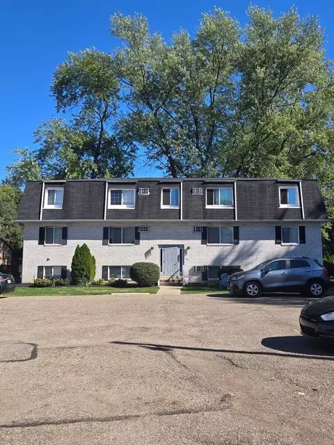 1800 Whipple Ave NW, Canton, OH 44708