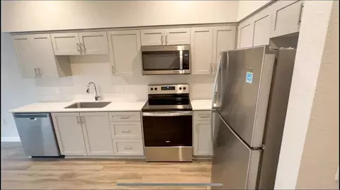 1940 NW 25th Ave, Portland, OR 97210