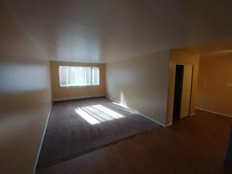 325 Cragmor Rd, Colorado Springs, CO 80907