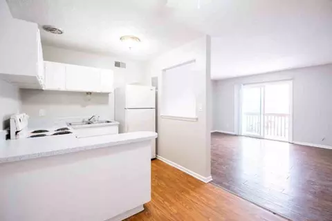 1400 N 38th St, Kansas City, KS 66102