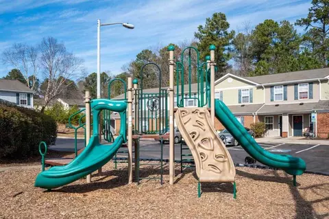 314 S Woodcrest St, Durham, NC 27703 photo 7