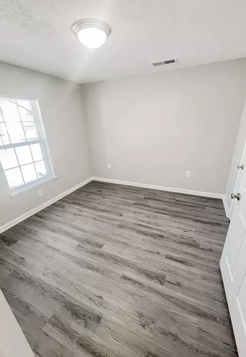 314 S Woodcrest St, Durham, NC 27703 photo 28