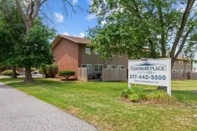 2730 Townway Rd, Danville, IL 61832