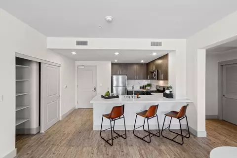 1375 Sycamore Ave, Hercules, CA 94547 photo 3
