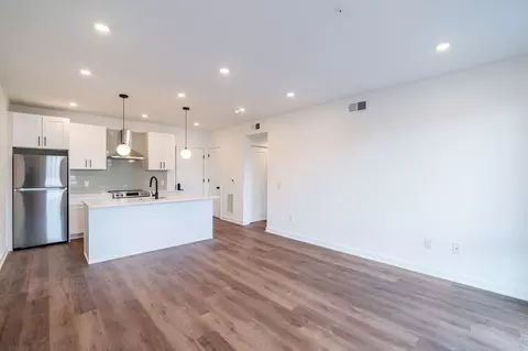 5904 Germantown Ave, Philadelphia, PA 19144