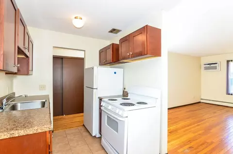 1310 Park St, Saint Paul, MN 55117