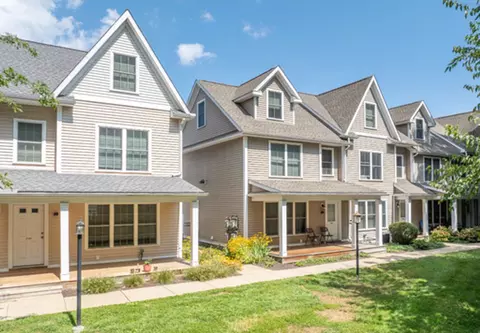 4 Summer St, Norwalk, CT 06851