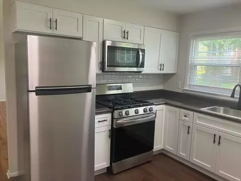 249 N Middletown Rd, Nanuet, NY 10954