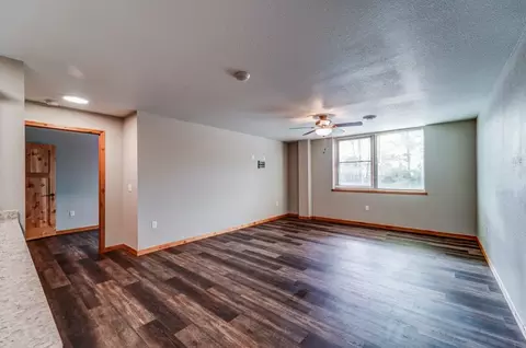 216 Sunset Pl, Neillsville, WI 54456