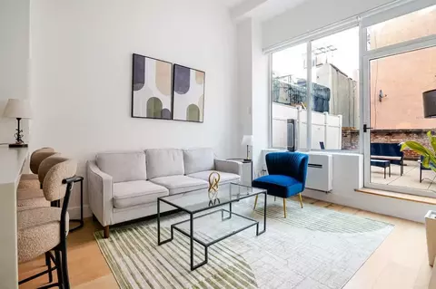 200 E 11th St, New York, NY 10003