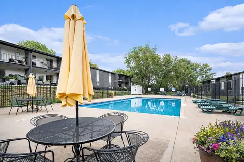 7801 W 83rd St, Overland Park, KS 66204
