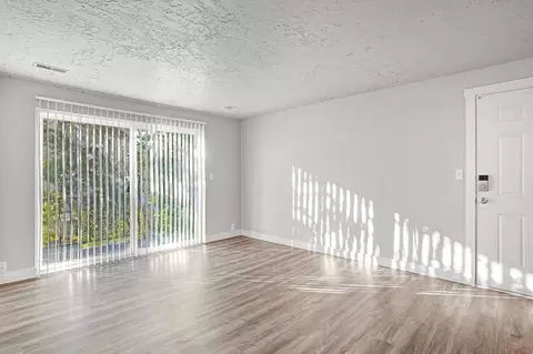 25 N Orchard Dr, North Salt Lake, UT 84054