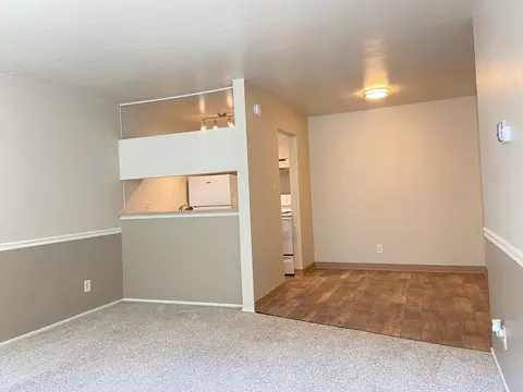 2425 Capitol Ave, Sacramento, CA 95816