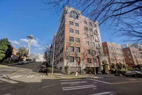 151 John St, Seattle, WA 98109