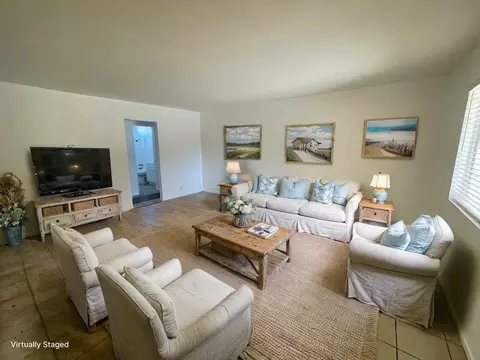 5305 S J St, Oxnard, CA 93033