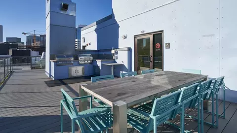 320 E Pine St, Seattle, WA 98122 photo 15