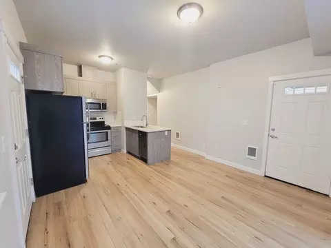 424 NE Stafford St, Portland, OR 97211