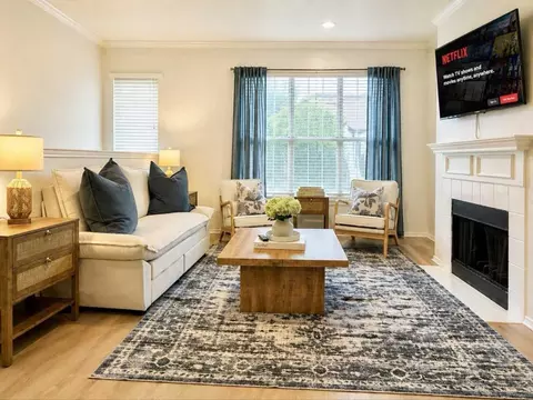 2300 Kathryn Ln, Plano, TX 75025