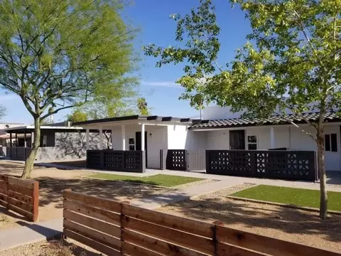 4041 E Belleview St, Phoenix, AZ 85008