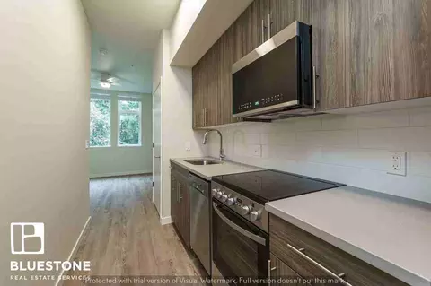 1311 SW Gibbs St, Portland, OR 97239