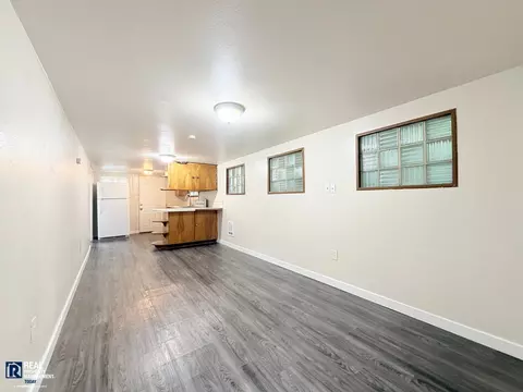 703 S Ainsworth Ave, Tacoma, WA 98405