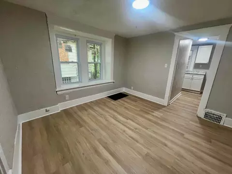 1141 Mckinley Ave, Akron, OH 44306