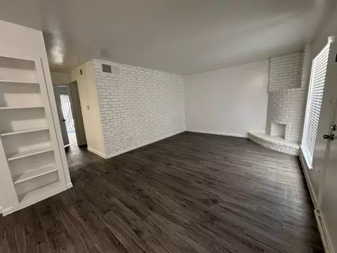 9310 Long Point Rd, Houston, TX 77055